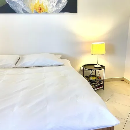 Booklovers Close To Center Bratislava